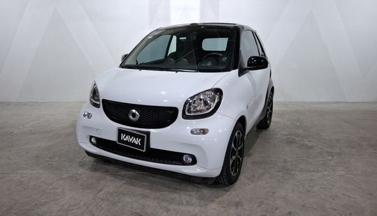 Smart • Fortwo