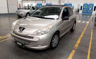 Peugeot • 207