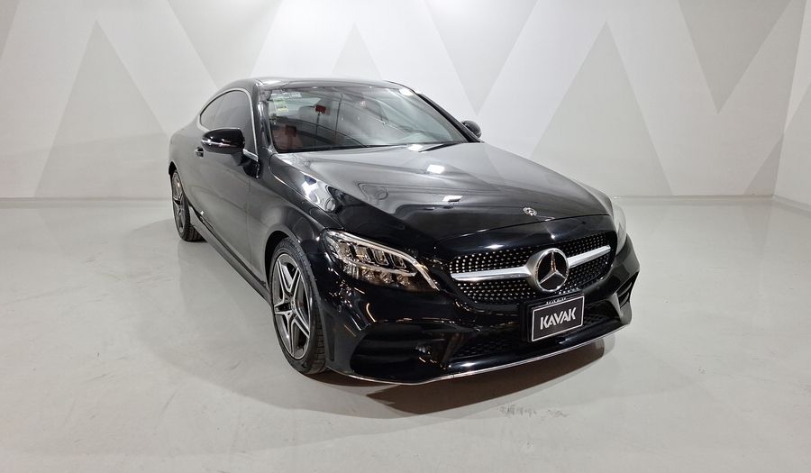 Mercedes Benz Clase C 2.0 300 AUTO Coupe 2019