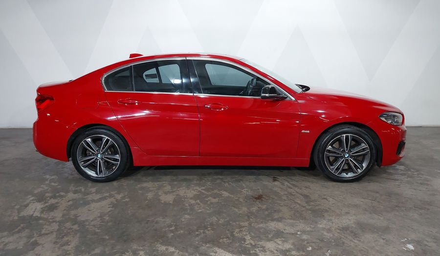 Bmw Serie 1 2.0 120IA SPORT LINE AUTO Sedan 2019