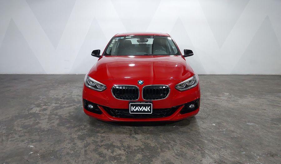 Bmw Serie 1 2.0 120IA SPORT LINE AUTO Sedan 2019