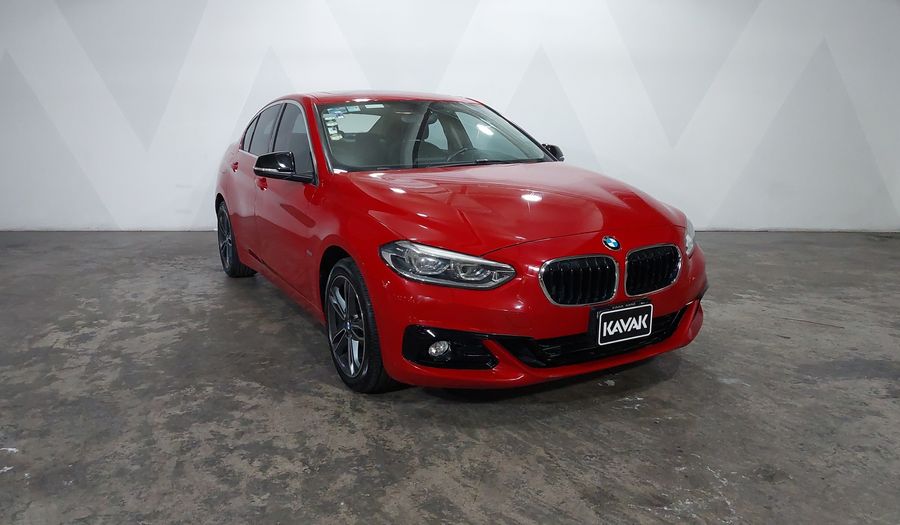 Bmw Serie 1 2.0 120IA SPORT LINE AUTO Sedan 2019