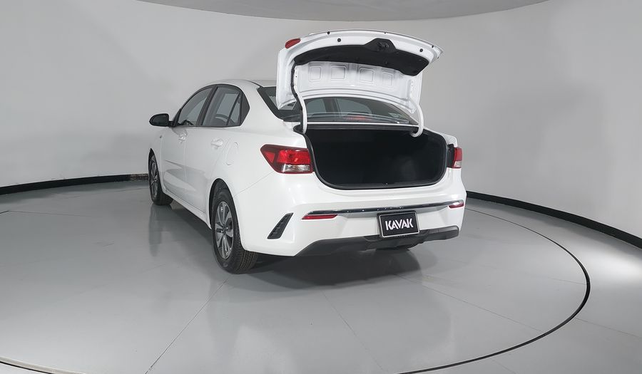 Kia Rio 1.6 LX Sedan 2022