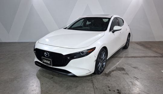 Mazda • Mazda 3