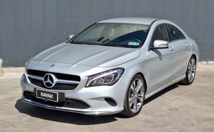 Mercedes Benz • Clase CLA