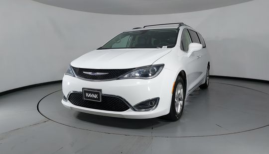 Chrysler • Pacifica