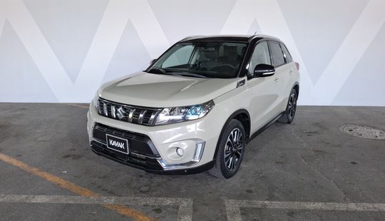 Suzuki • Vitara