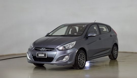 Hyundai • Accent