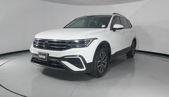 Volkswagen • Tiguan