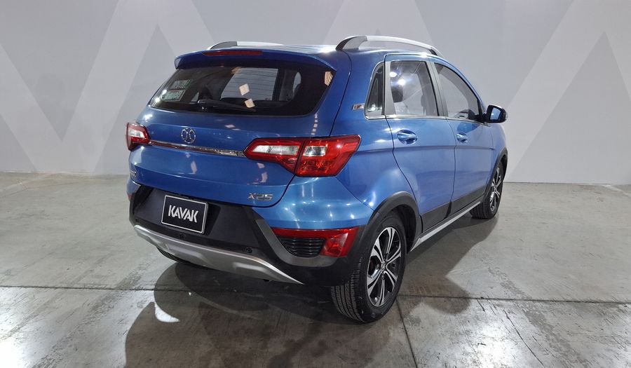 Baic X25 1.5 TOP AUTO Suv 2019