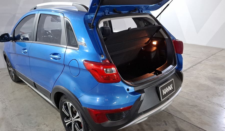 Baic X25 1.5 TOP AUTO Suv 2019