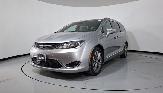 Chrysler • Pacifica