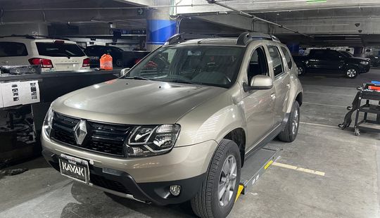 Renault • Duster