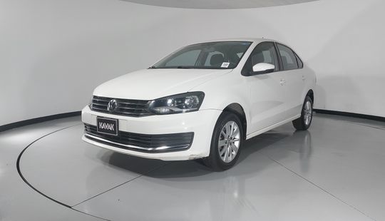 Volkswagen • Vento