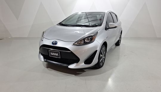 Toyota • Prius C