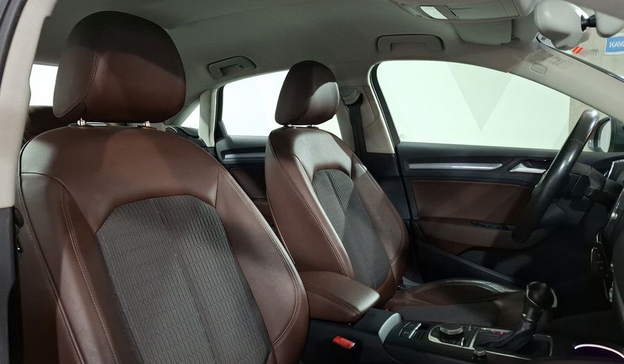Audi A3 1.4 TFSI ATTRACTION S TRONIC Sedan 2015