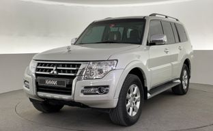 Mitsubishi • Pajero