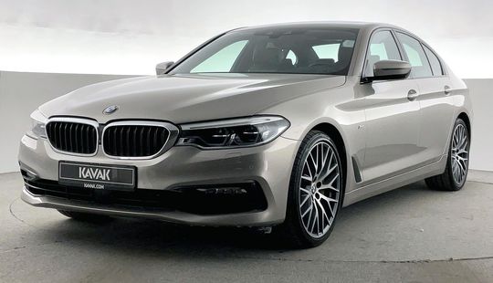 BMW • 540i