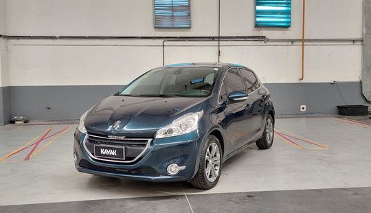 Peugeot • 208