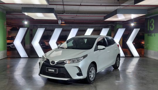 Toyota • Yaris