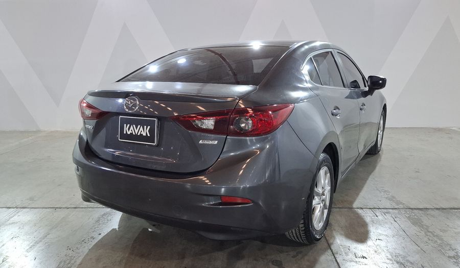 Mazda 3 2.5 SEDÁN S TA Sedan 2014