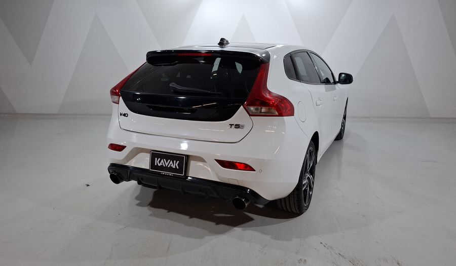 Volvo V40 2.0 R-DESIGN T5 Hatchback 2017