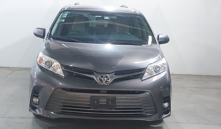 Toyota Sienna 3.5 XLE AUTO Minivan 2020