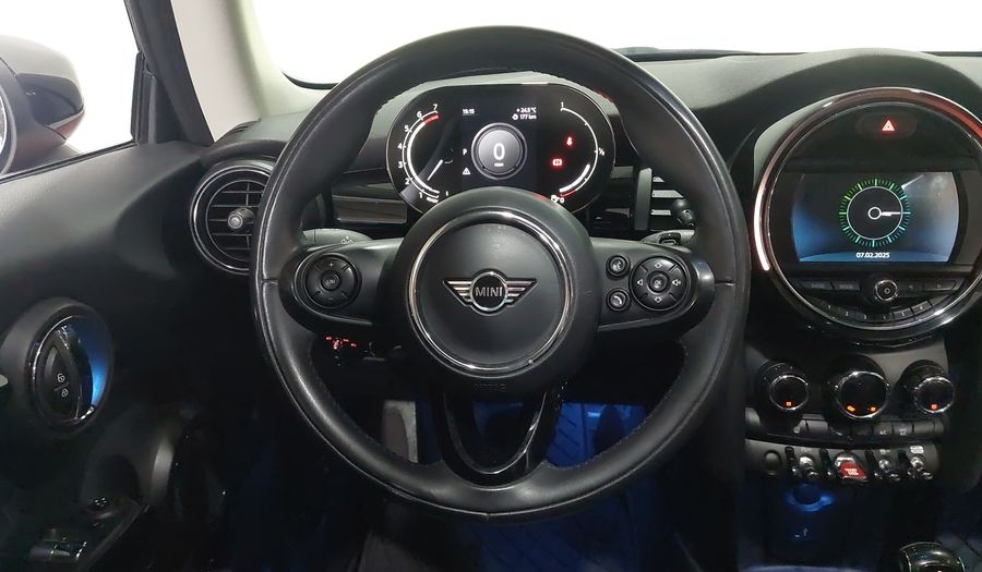 Mini Cooper 1.5 COOPER CHILI DCT Hatchback 2021