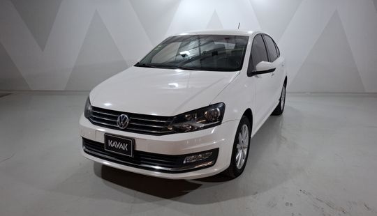 Volkswagen • Vento