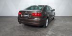 Volkswagen Jetta 2.5 SPORT PAQ WELTRADIO TECHO TIPTRONIC Sedan 2014