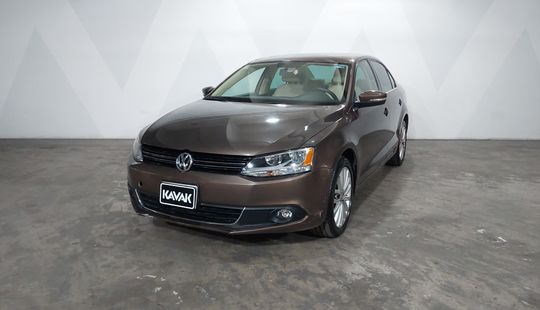 Volkswagen • Jetta