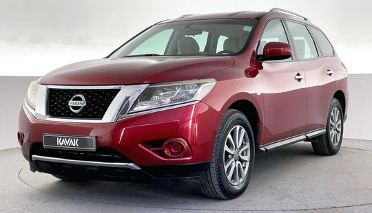 Nissan • Pathfinder