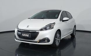 Peugeot • 208