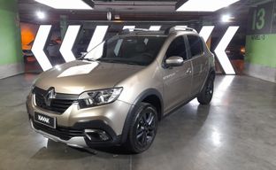 Renault • Sandero Stepway