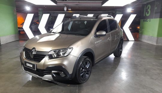 Renault • Sandero Stepway