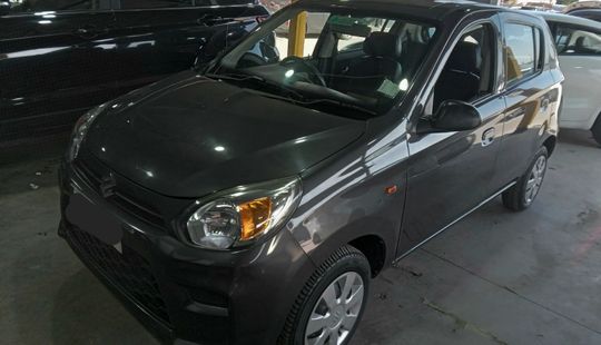 Suzuki • Alto