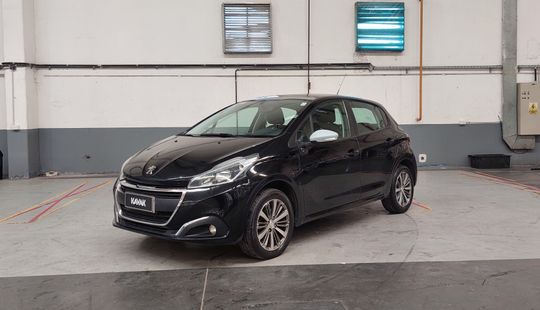 Peugeot • 208