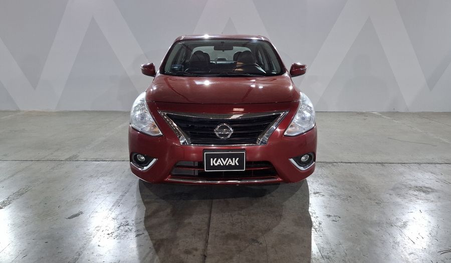 Nissan Versa 1.6 EXCLUSIVE TA AC Sedan 2016