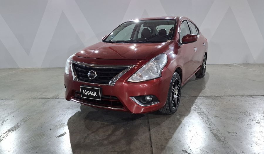 Nissan Versa 1.6 EXCLUSIVE TA AC Sedan 2016