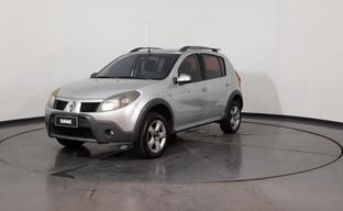 Renault • Sandero Stepway