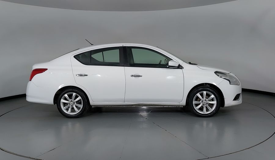 Nissan Versa 1.6 ADVANCE TA AC Sedan 2016