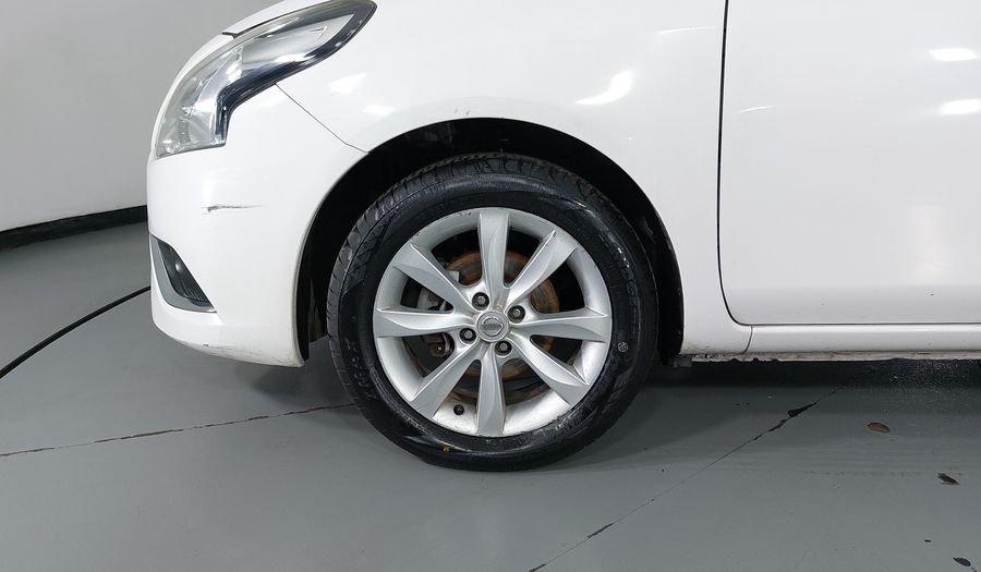 Nissan Versa 1.6 ADVANCE TA AC Sedan 2016