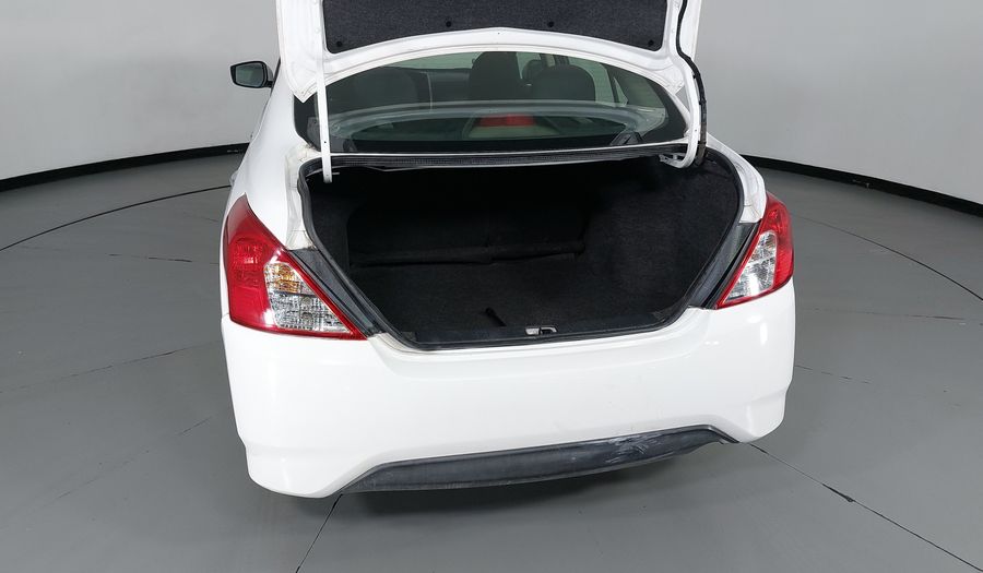 Nissan Versa 1.6 ADVANCE TA AC Sedan 2016