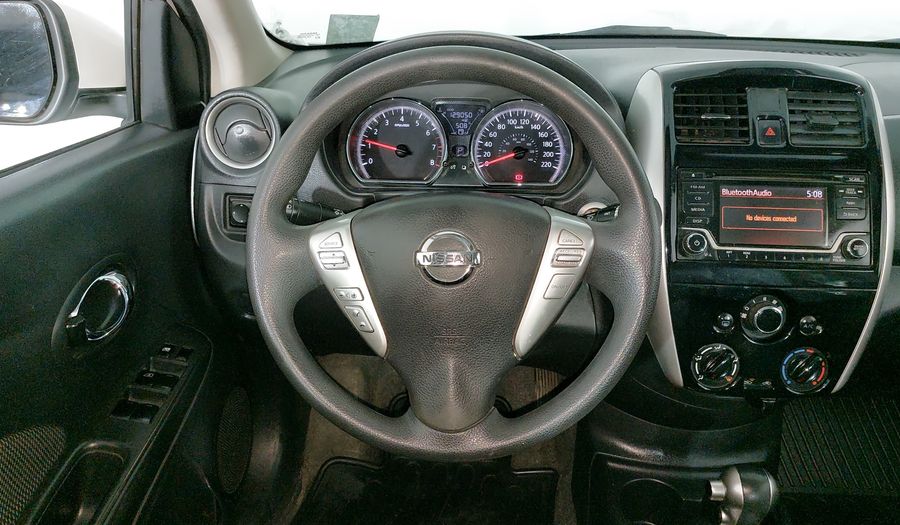 Nissan Versa 1.6 ADVANCE TA AC Sedan 2016