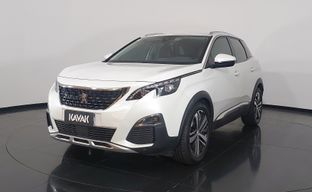 Peugeot • 3008