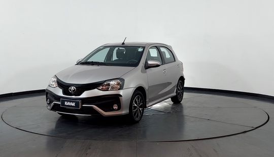 Toyota • Etios