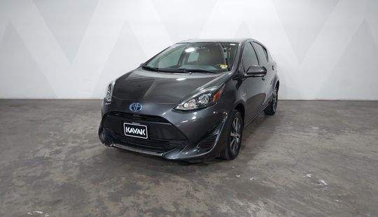 Toyota • Prius C