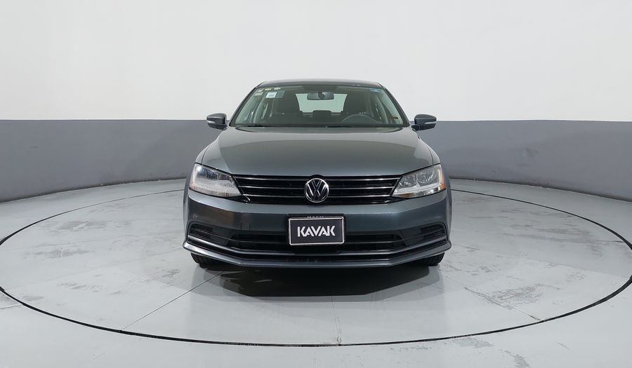 Volkswagen Jetta 2.5 TRENDLINE TIP. Sedan 2017