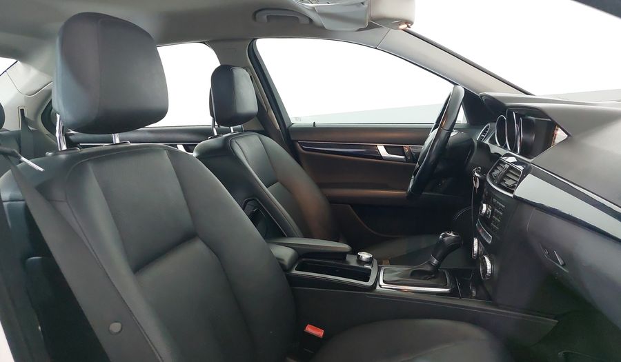 Mercedes Benz Clase C 1.8 180 CGI AT Sedan 2012