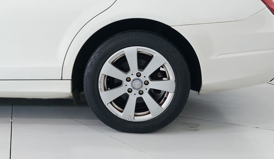 Mercedes Benz Clase C 1.8 180 CGI AT Sedan 2012